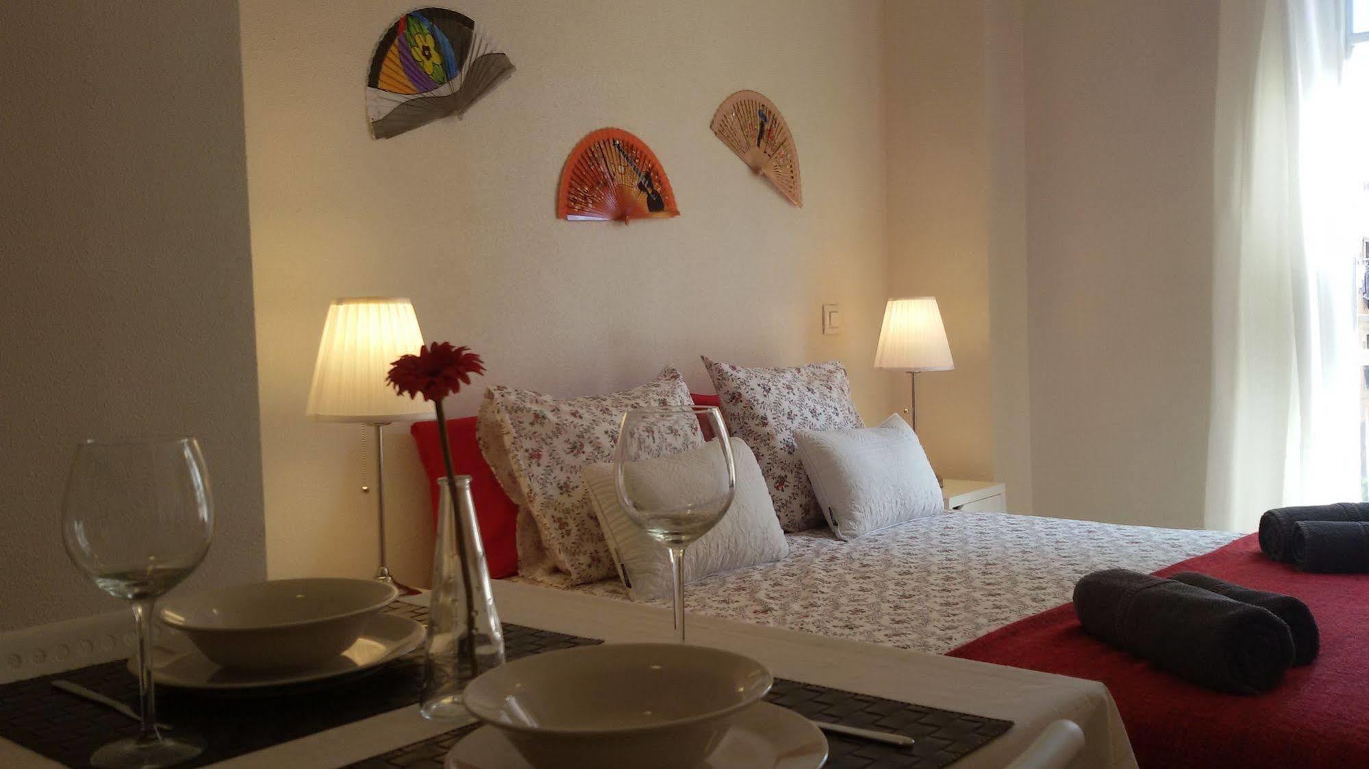 Fan Flat Mariscal Apartamento Málaga Exterior foto